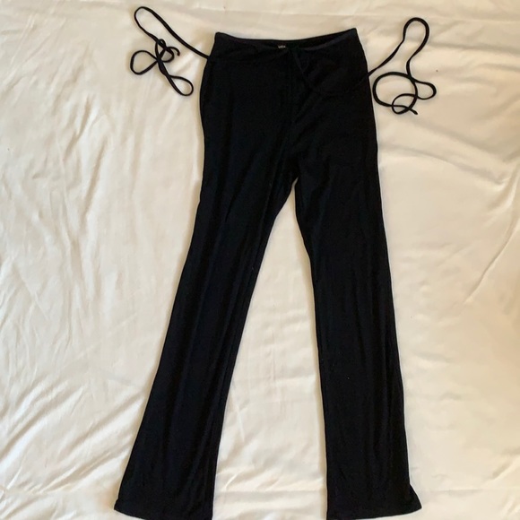 Tie Back Drawstring Ruched Pants - Picture 2 of 3